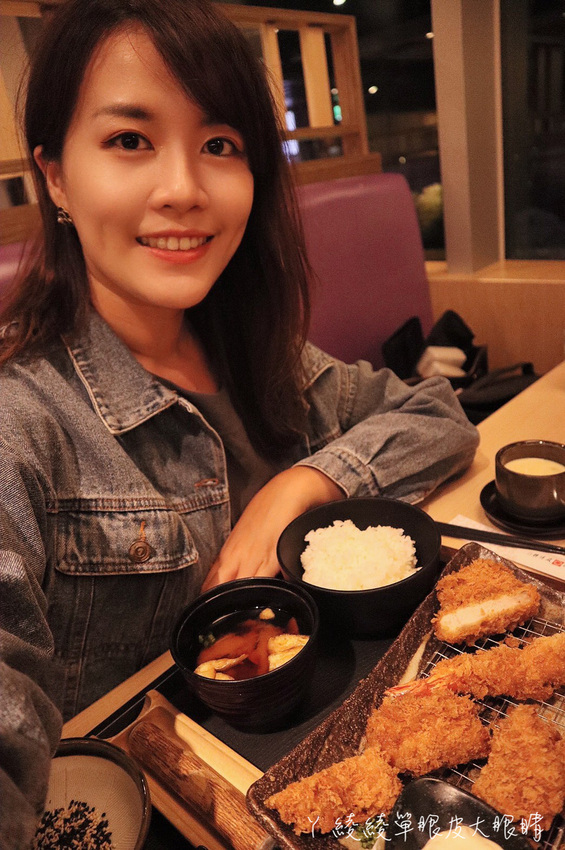 新竹火車站附近美食推薦勝博殿！主打厚實日式炸豬排定食，期間限定肥美多汁的廣島牡蠣 - ㄚ綾綾單眼皮大眼睛
