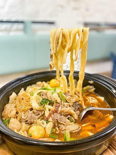 (台北芝山站)四爺麻辣鍋 天母SOGO美食 芝山美食火鍋麻辣鍋推薦 網美風小火鍋 麻辣鍋牛奶鍋好吃cp值高