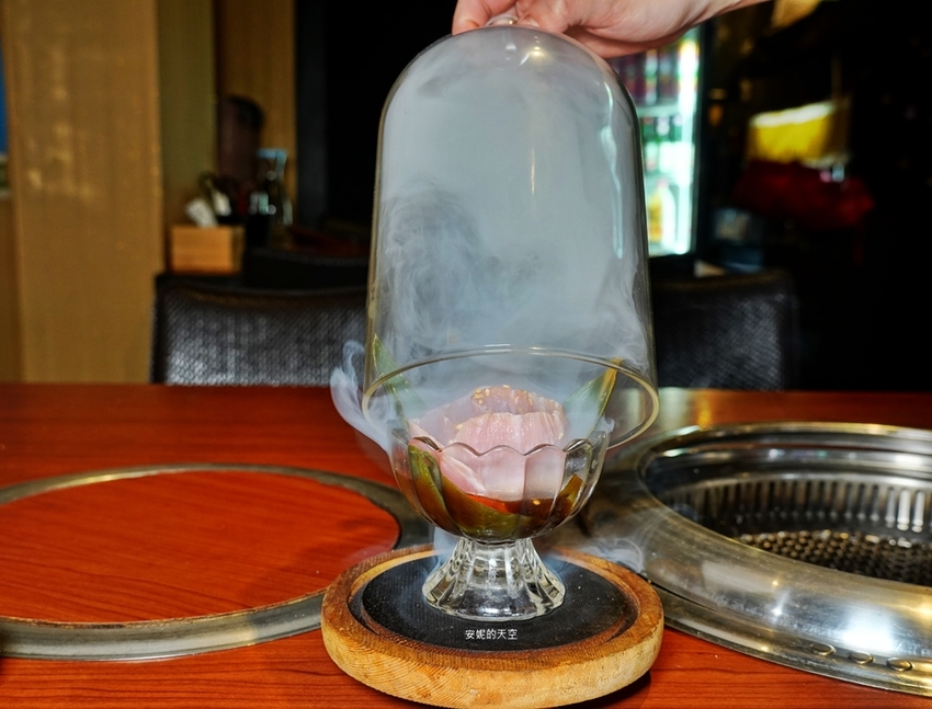 [蘆洲美食 甘釜京韓日燒肉料理]想吃創意燒肉來這裡 超狂料理給我滿滿驚喜 - 安妮的天空