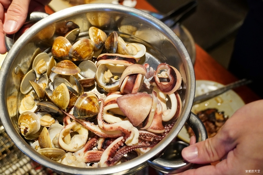 [蘆洲美食 甘釜京韓日燒肉料理]想吃創意燒肉來這裡 超狂料理給我滿滿驚喜 - 安妮的天空