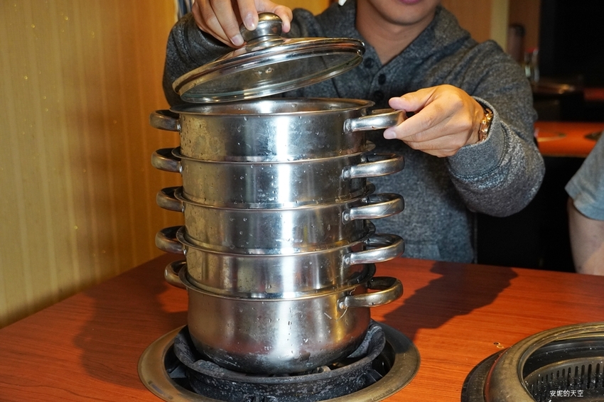 [蘆洲美食 甘釜京韓日燒肉料理]想吃創意燒肉來這裡 超狂料理給我滿滿驚喜 - 安妮的天空