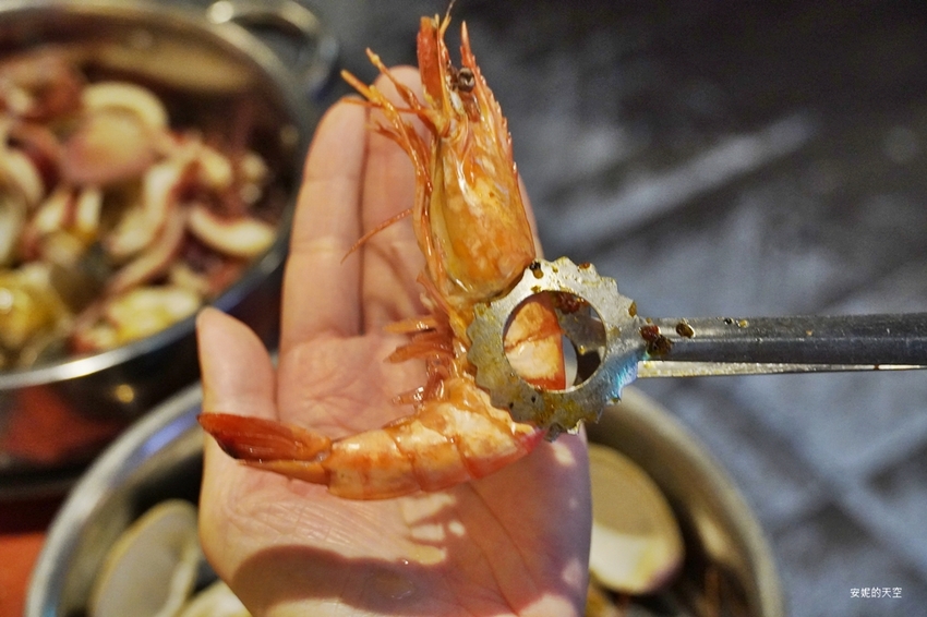 [蘆洲美食 甘釜京韓日燒肉料理]想吃創意燒肉來這裡 超狂料理給我滿滿驚喜 - 安妮的天空