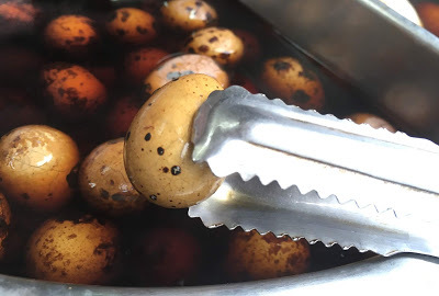 [台南美食] 新化老攤｜飄香一甲子的雞蛋糕（鴨蛋糕）、香蕉、車輪餅、茶葉蛋、鳥蛋，來新化老街必吃的古早味點心！