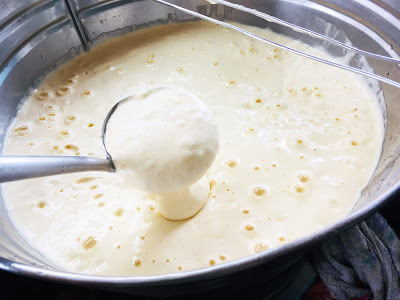 [台南美食] 新化老攤｜飄香一甲子的雞蛋糕（鴨蛋糕）、香蕉、車輪餅、茶葉蛋、鳥蛋，來新化老街必吃的古早味點心！