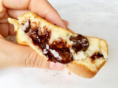 [台南美食] 新化老攤｜飄香一甲子的雞蛋糕（鴨蛋糕）、香蕉、車輪餅、茶葉蛋、鳥蛋，來新化老街必吃的古早味點心！