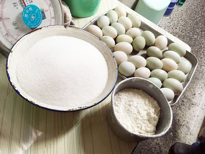 [台南美食] 新化老攤｜飄香一甲子的雞蛋糕（鴨蛋糕）、香蕉、車輪餅、茶葉蛋、鳥蛋，來新化老街必吃的古早味點心！