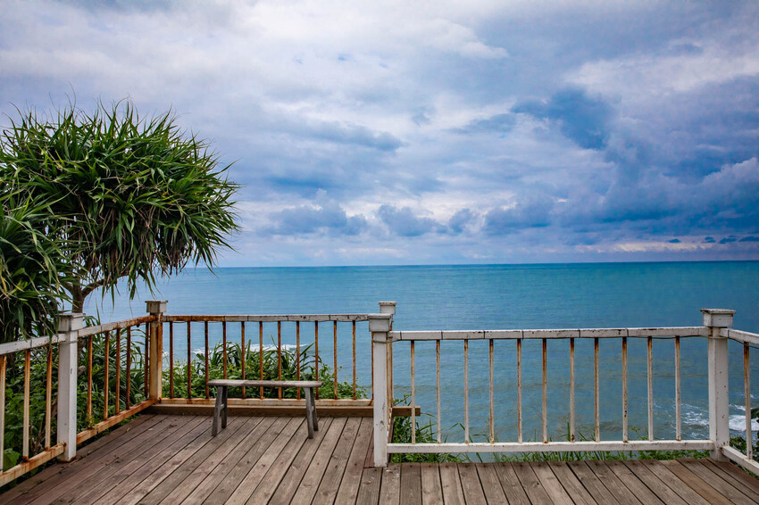 花蓮縣壽豐鄉屋銤海鮮｜一秒到泰國！海景配海鮮，無敵海景第一排海鮮餐廳