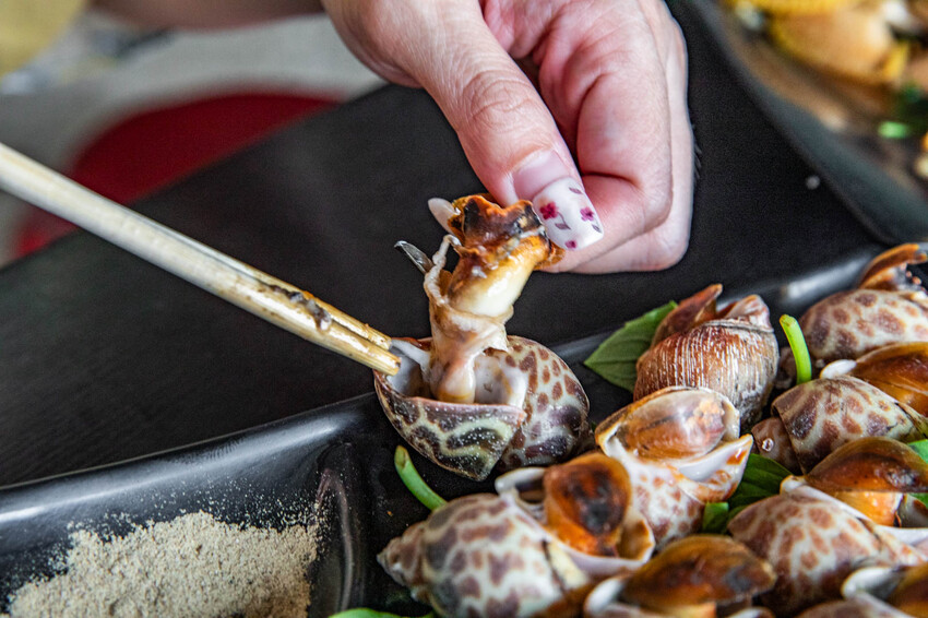 花蓮縣壽豐鄉屋銤海鮮｜一秒到泰國！海景配海鮮，無敵海景第一排海鮮餐廳