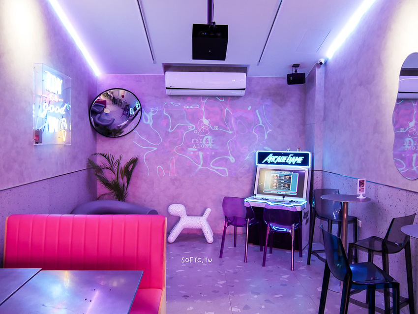 桃園平鎮美食推薦》冰獨．異式冰淇淋FREEZE ALONE●好拍好吃IG打卡冰淇淋店! 天然手工義式冰淇淋 - 軟西，遊記