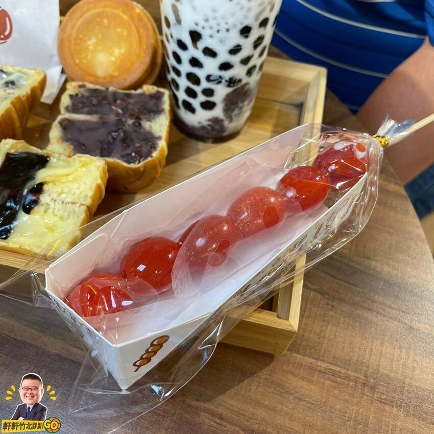 爆漿今川燒.日本塩大福.珠寶串糖葫蘆 芋頭鹹蛋黃.燻雞馬鈴薯.奶油黑糖麻糬等多種創意口味