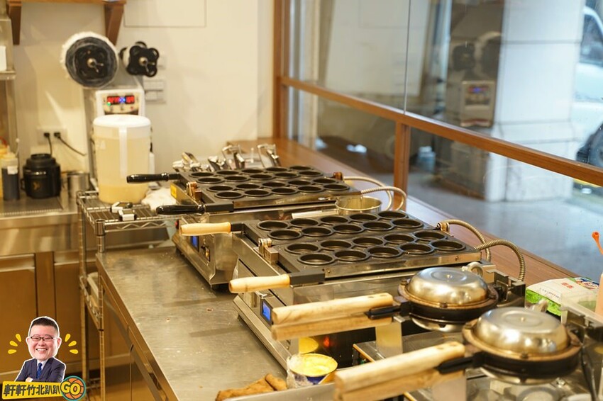 爆漿今川燒.日本塩大福.珠寶串糖葫蘆 芋頭鹹蛋黃.燻雞馬鈴薯.奶油黑糖麻糬等多種創意口味