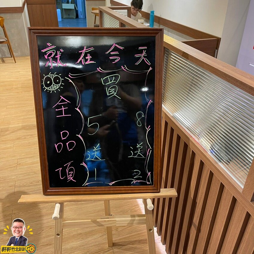 爆漿今川燒.日本塩大福.珠寶串糖葫蘆 芋頭鹹蛋黃.燻雞馬鈴薯.奶油黑糖麻糬等多種創意口味