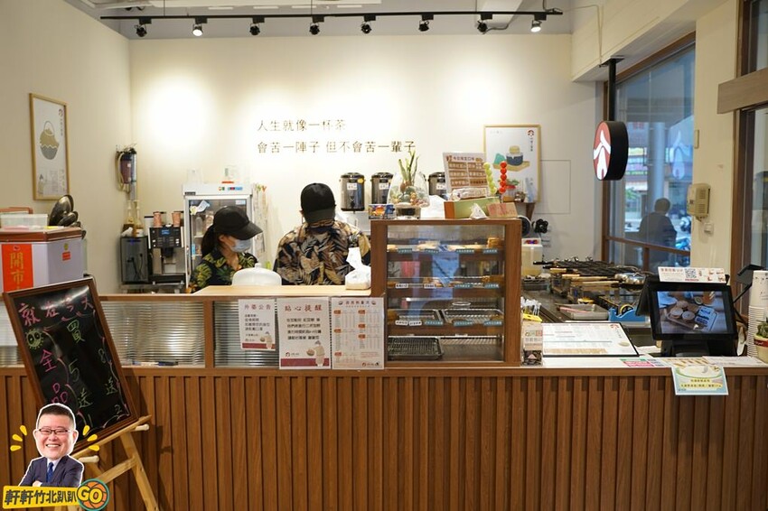 爆漿今川燒.日本塩大福.珠寶串糖葫蘆 芋頭鹹蛋黃.燻雞馬鈴薯.奶油黑糖麻糬等多種創意口味