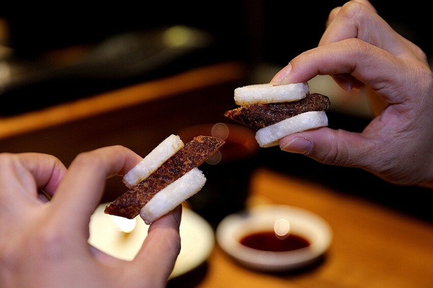 沒預約吃不到！隱身民宅的無菜單日料 Google分數高達4.9｜味市お料理-預約制無菜單日本料理(台中大雅美食推