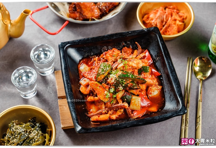 中壢人宵夜聚餐推薦~免出國感受韓劇酒館氣氛,BINGU BEER賓屋韓國小酒館,部隊鍋x韓式熱炒x韓國深水炸彈啤酒,中壢威尼斯影城美食推薦2021, @大胃米粒 DAVID & MILLY