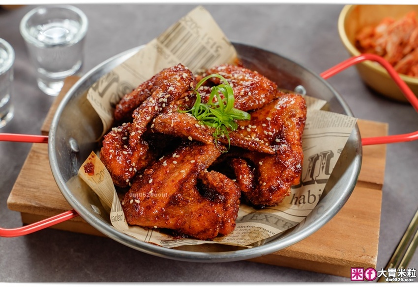 中壢人宵夜聚餐推薦~免出國感受韓劇酒館氣氛,BINGU BEER賓屋韓國小酒館,部隊鍋x韓式熱炒x韓國深水炸彈啤酒,中壢威尼斯影城美食推薦2021, @大胃米粒 DAVID & MILLY