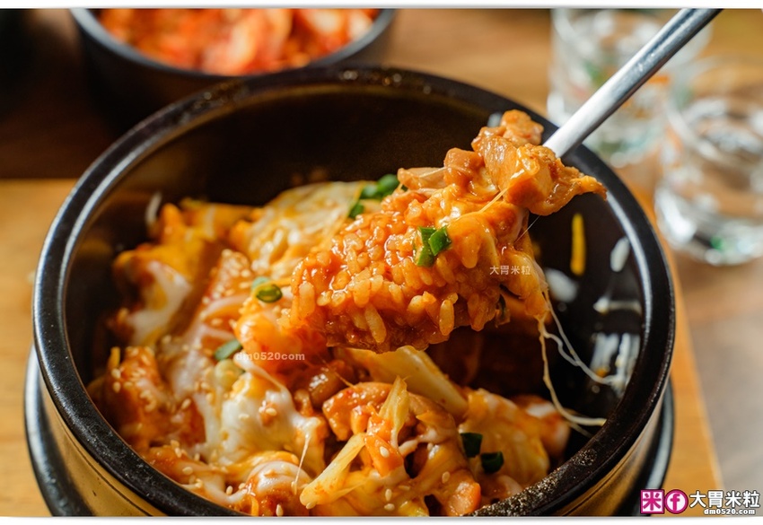 中壢人宵夜聚餐推薦~免出國感受韓劇酒館氣氛,BINGU BEER賓屋韓國小酒館,部隊鍋x韓式熱炒x韓國深水炸彈啤酒,中壢威尼斯影城美食推薦2021, @大胃米粒 DAVID & MILLY