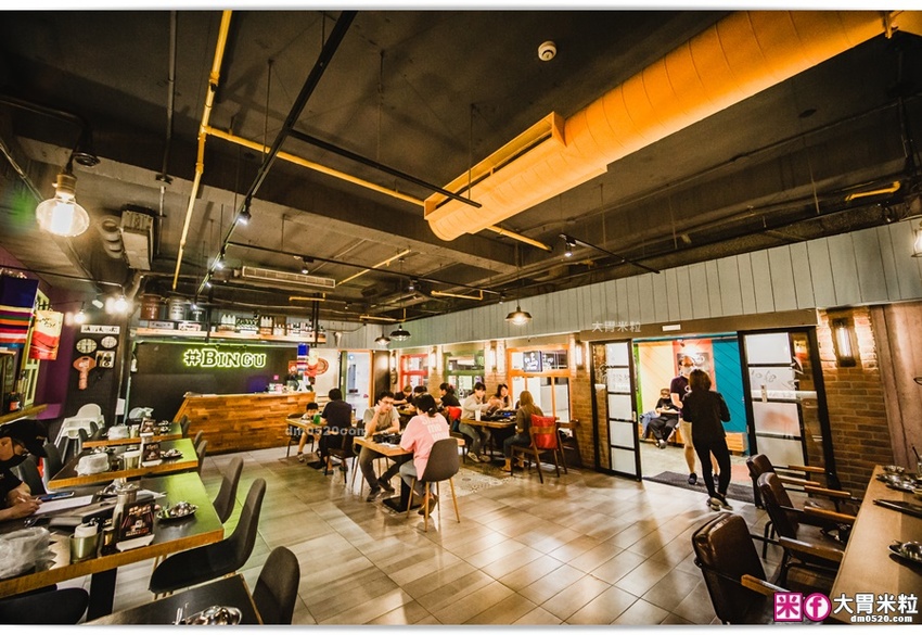 中壢人宵夜聚餐推薦~免出國感受韓劇酒館氣氛,BINGU BEER賓屋韓國小酒館,部隊鍋x韓式熱炒x韓國深水炸彈啤酒,中壢威尼斯影城美食推薦2021, @大胃米粒 DAVID & MILLY