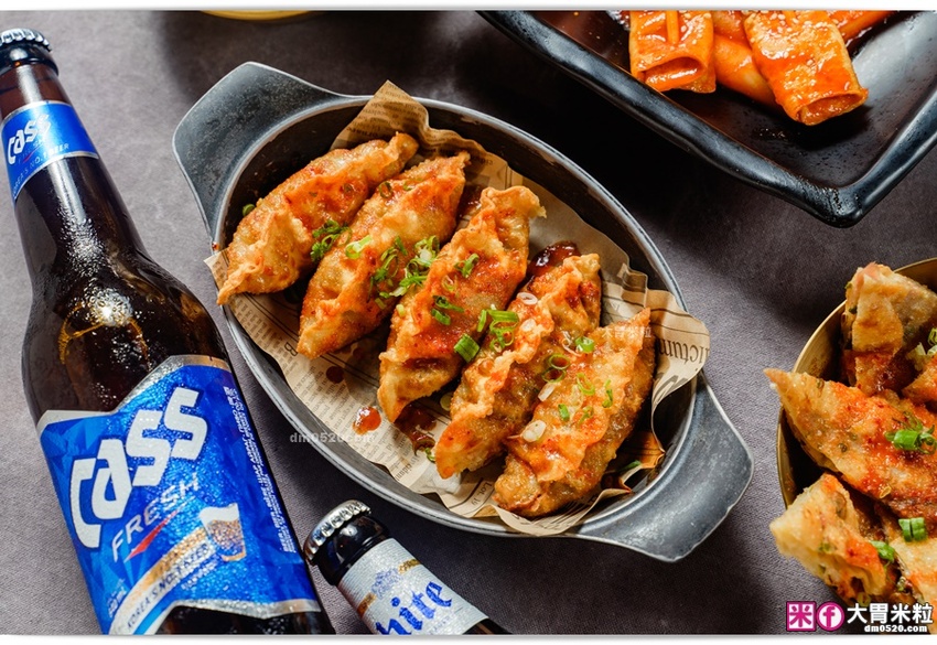 中壢人宵夜聚餐推薦~免出國感受韓劇酒館氣氛,BINGU BEER賓屋韓國小酒館,部隊鍋x韓式熱炒x韓國深水炸彈啤酒,中壢威尼斯影城美食推薦2021, @大胃米粒 DAVID & MILLY