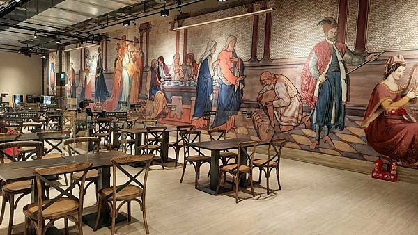 京站Foodcourt 區 (3).jpg