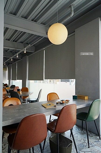 台中超人氣韓式料理｜韓食創意新滋味，單點、套餐任你選，提供六種小菜無限續點，還免服務費！！