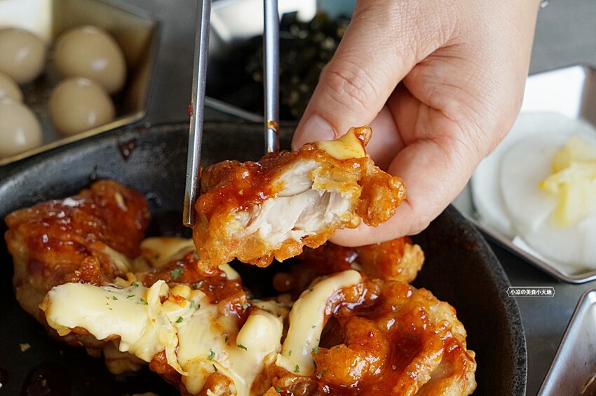 台中超人氣韓式料理｜韓食創意新滋味，單點、套餐任你選，提供六種小菜無限續點，還免服務費！！