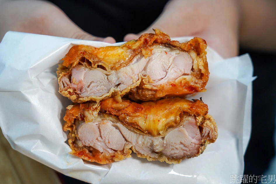 大推這家台東韓式炸雞-辣醬雞翅也太好吃啦，香辣滋味讓人停不下來，這家甜不辣根本屌打專賣店，甜醬炸年糕也好吃@跳躍的宅男