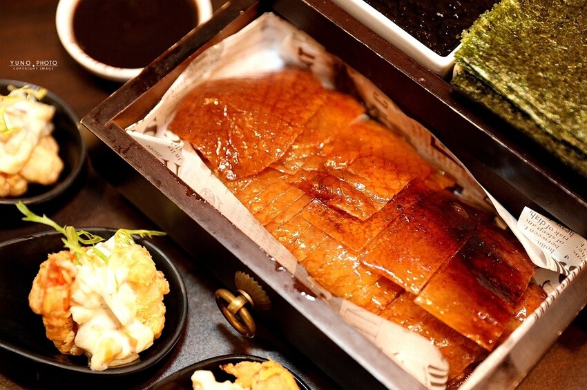 宮廷風川味御膳！一鴨四吃超銷魂 大口咬下邊吃邊滴汁｜LA時尚川菜-永康店(台南超人氣川菜館)