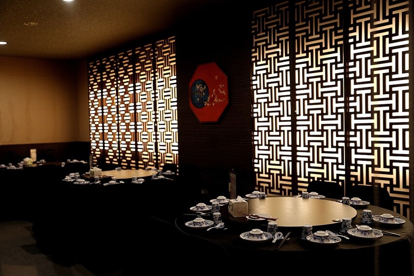 宮廷風川味御膳！一鴨四吃超銷魂 大口咬下邊吃邊滴汁｜LA時尚川菜-永康店(台南超人氣川菜館)