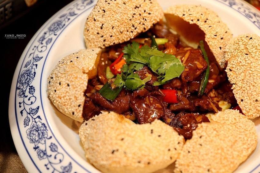 宮廷風川味御膳！一鴨四吃超銷魂 大口咬下邊吃邊滴汁｜LA時尚川菜-永康店(台南超人氣川菜館)