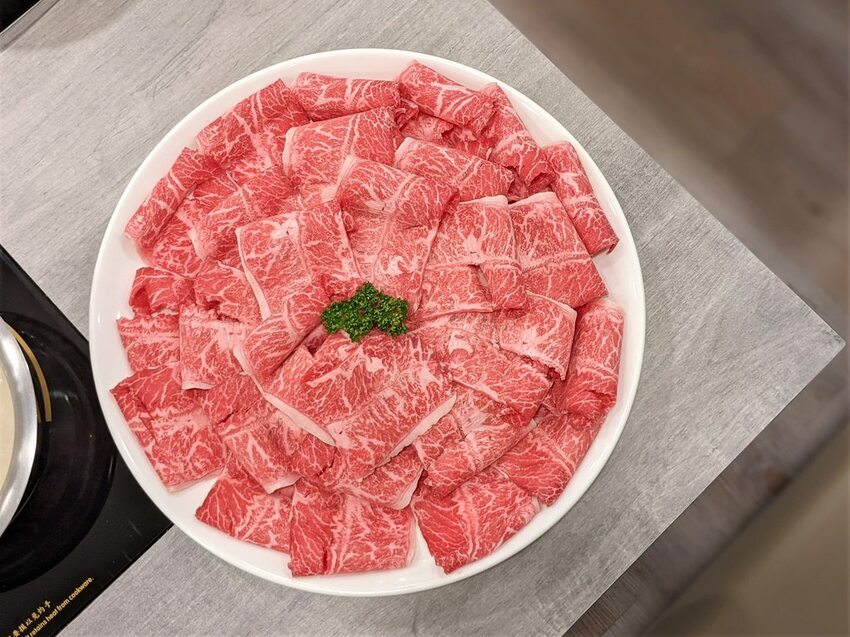 品湯白色麻辣鍋專賣