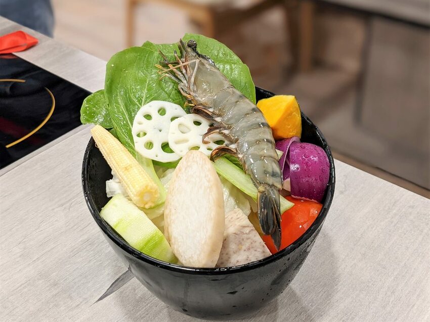 品湯白色麻辣鍋專賣