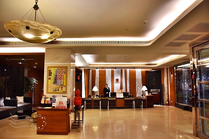 【花蓮市】：來成排骨麵，藍天麗池大飯店+七星潭