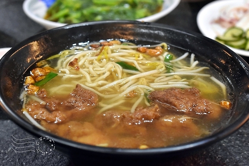 【花蓮市】：來成排骨麵，藍天麗池大飯店+七星潭