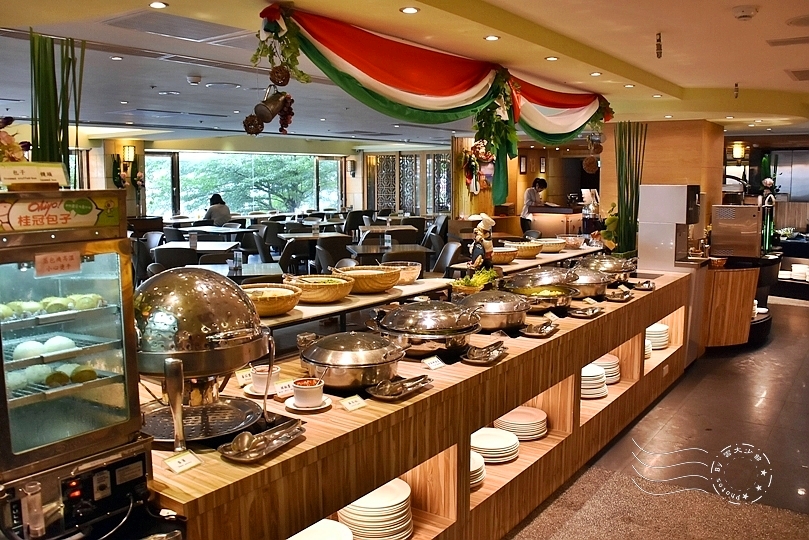 【花蓮市】：來成排骨麵，藍天麗池大飯店+七星潭