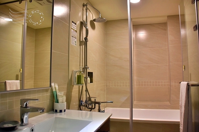 【花蓮市】：來成排骨麵，藍天麗池大飯店+七星潭