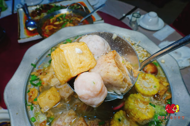 [合菜 台式料理] 新竹竹北 春耕餐廳 湯頭鮮甜料多芋鴨米粉鍋 辣香開胃川椒鮮魚 充滿酒香及中藥香的軟嫩油雞腿 新竹合菜