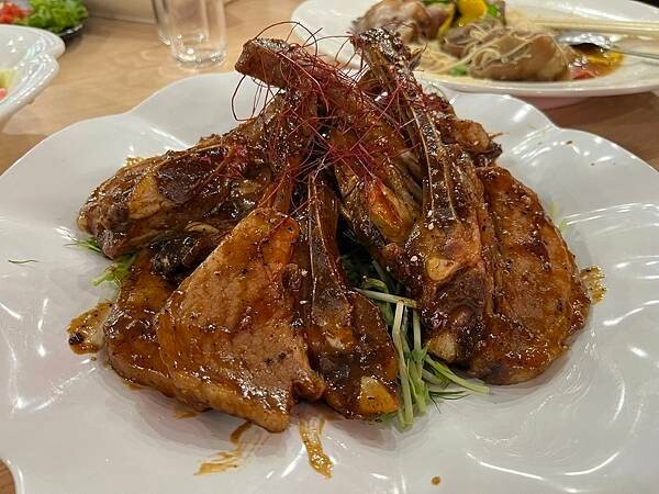【桃園龜山必吃美食推薦】東街日本料理｜精緻海鮮料理、超澎湃日