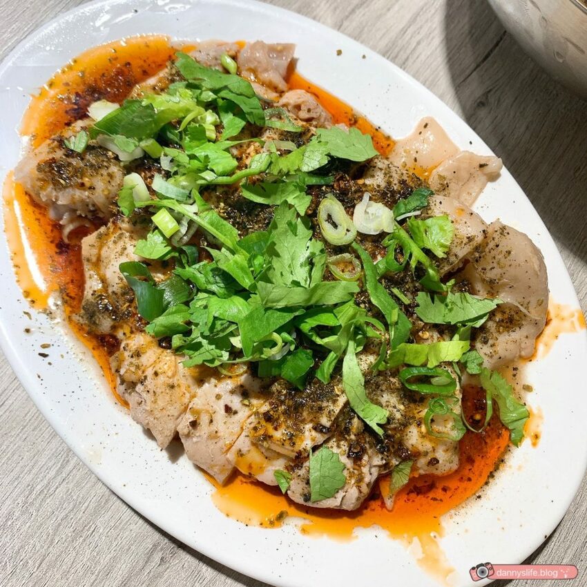 齊媽媽雞湯麵牛肉麵│台北美食/南京三民•濃郁湯頭飄蛋香 - 丹尼的吃喝玩樂