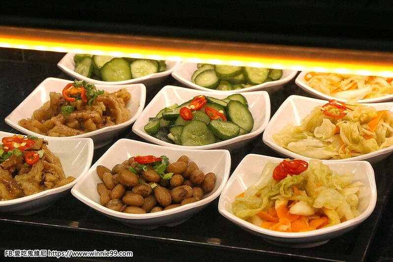 【阿旺澄食堂】台中旗艦館開幕啦~提供平價好吃的肉粥及台灣小吃,是豐原30年老店,網路評價是高CP值的平價美味小吃,還有提供包廂唷!