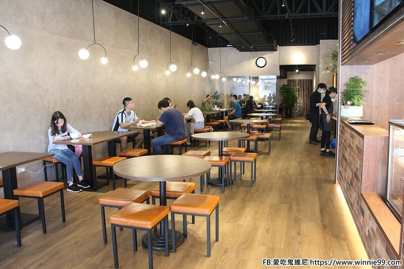 【阿旺澄食堂】台中旗艦館開幕啦~提供平價好吃的肉粥及台灣小吃,是豐原30年老店,網路評價是高CP值的平價美味小吃,還有提供包廂唷!