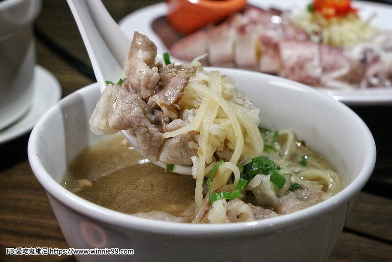 【阿旺澄食堂】台中旗艦館開幕啦~提供平價好吃的肉粥及台灣小吃,是豐原30年老店,網路評價是高CP值的平價美味小吃,還有提供包廂唷!