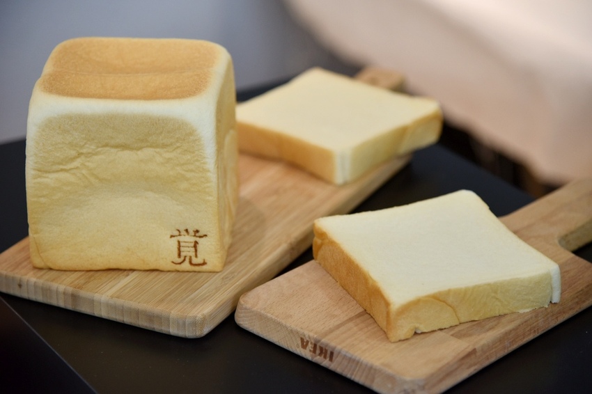 高雄鼓山區|一覺吐司IchisatoriBakery 全台第四間 一覺吐司高雄鼓山店 高雄人氣生吐司專門店 每日限量生吐司(價格、吃法)|西莉亞玩樂人生 023.JPG