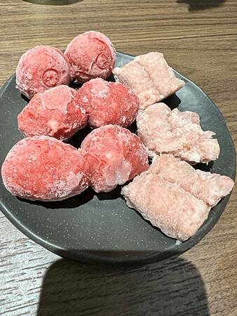宣牛溫體牛肉火鍋