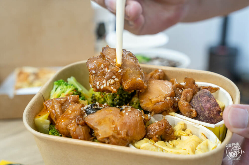 台中市北區厭世夯肉 | 台中科博館超人氣早午餐，誰說輕食沙拉沒肉吃？