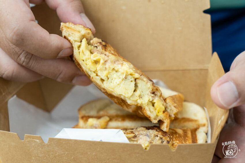 台中市北區厭世夯肉 | 台中科博館超人氣早午餐，誰說輕食沙拉沒肉吃？