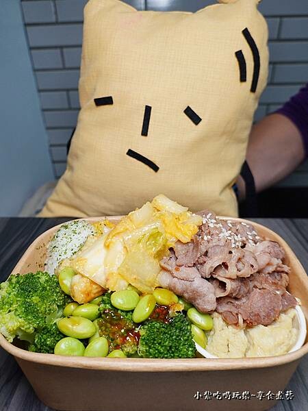 厭世烤雪花牛飯飯-厭世夯肉博館店 (1).jpg