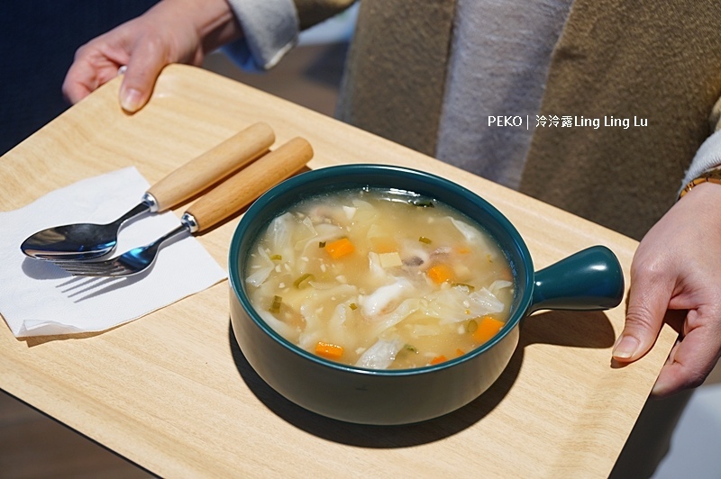 泠泠露.Ling Ling Lu.劉震川.大直美食.ATT e Life.大直飲料.廖家生炒花枝.大直韓式炸雞.泠泠露菜單.