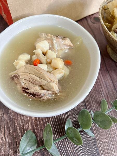 (小巨蛋美食)雙月食品社-光復店 米其林必比登推薦美食  真材實料養生美味 料多多湯品暖胃又好喝 台灣古早味