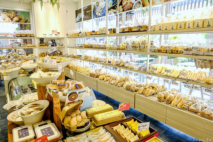 馥漫麵包花園,柑願為檸母親節蛋糕,馨香酸甜呵護大小女孩,馬卡萌軟綿鹹甜很涮嘴!